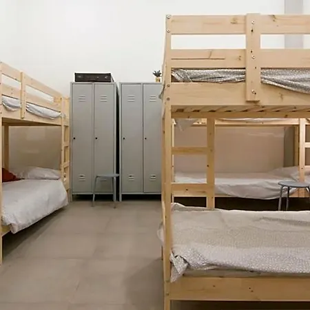 Hostelleria *